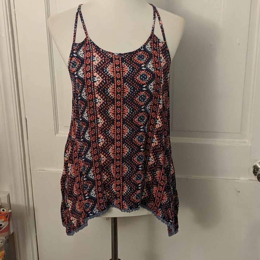 💯Wallflower Tank